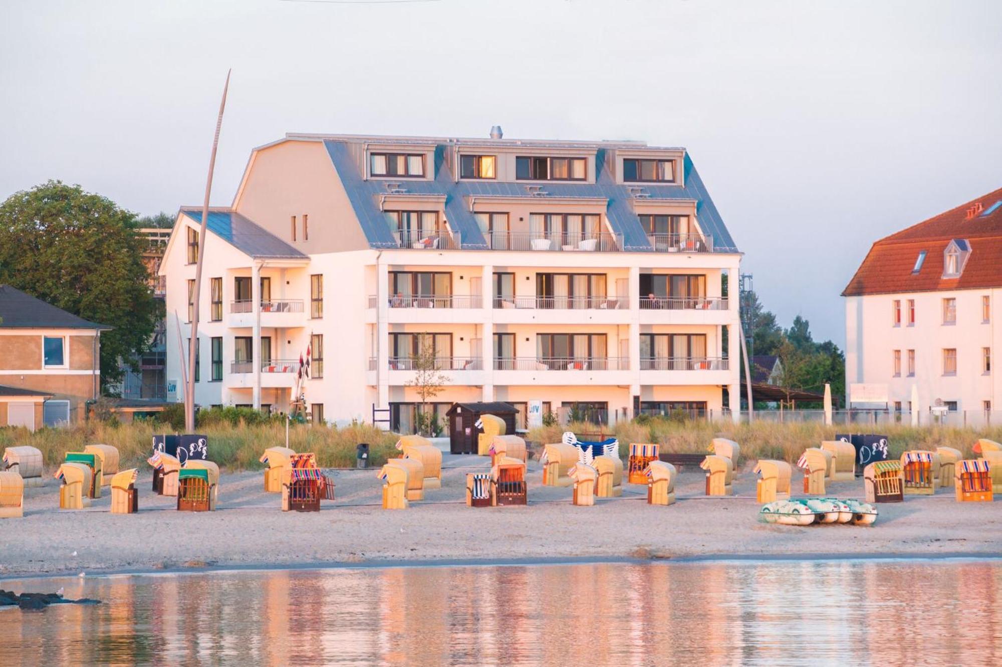 Strandhotel Luv ティメンドルファー・シュトラント エクステリア 写真